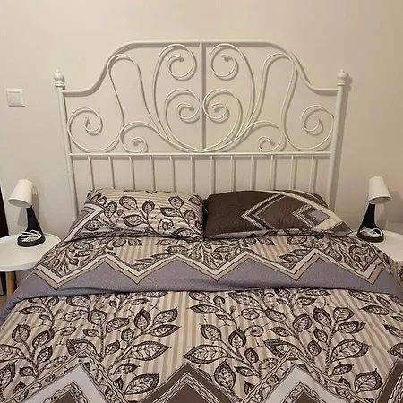 Tanya Apartment *